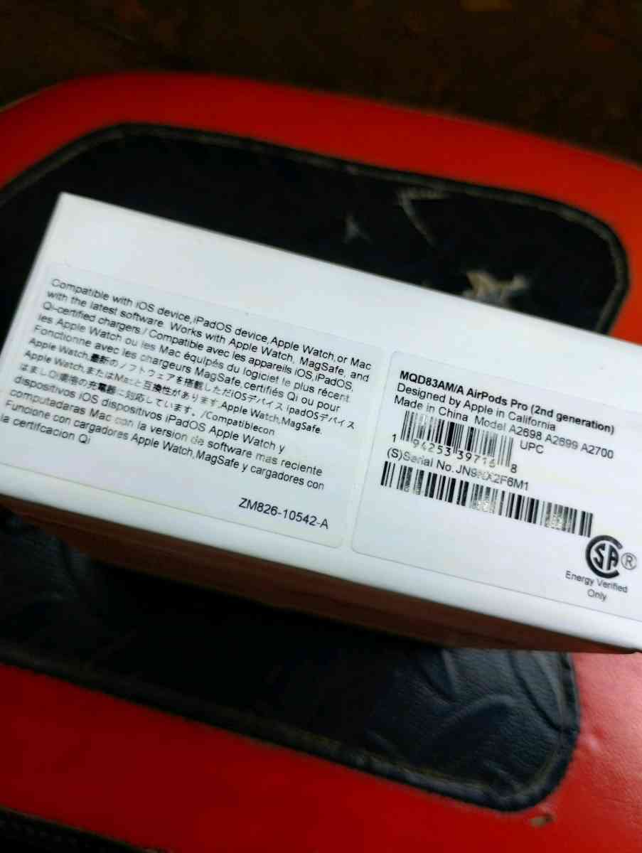 Apple AirPods Pro 2nd Generation with MagSafe Charging case - Petersburg, Virginia - FleaMarketBay