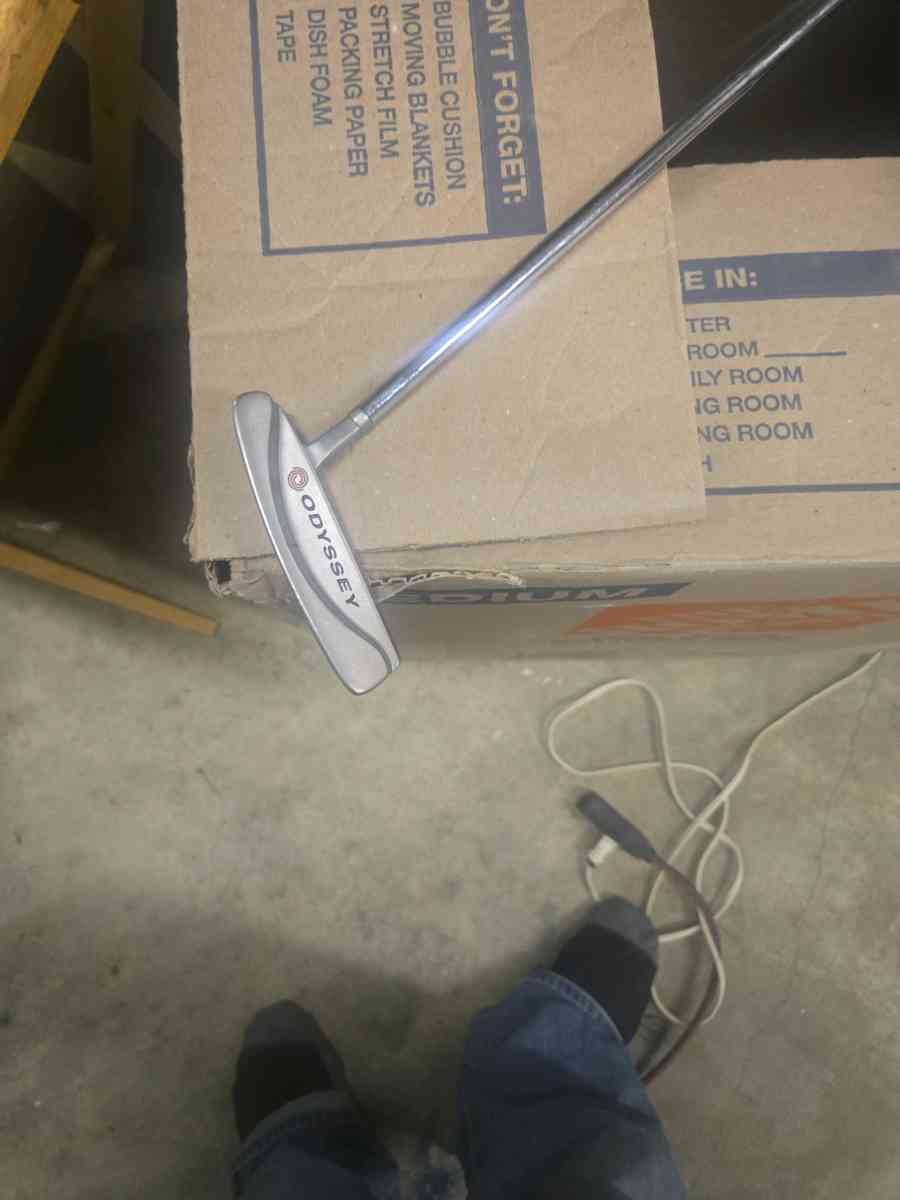 golf clubs and golf bag - Chino Hills, California - FleaMarketBay