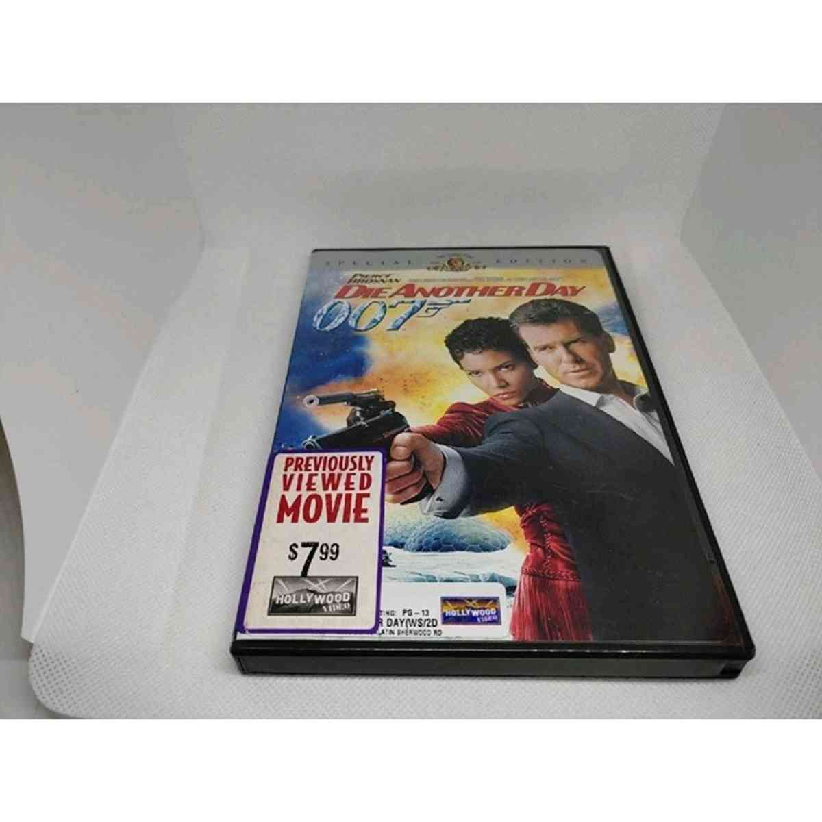 Die Another Day 007 Special Edition  James Bond DVD Set  Hal