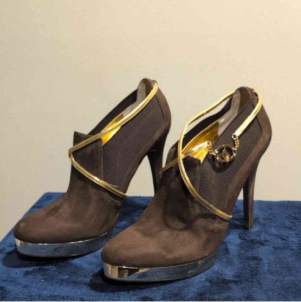 Brown and Gold Heeled Boots with Metallic Straps size 10 - Baltimore, Ohio - FleaMarketBay