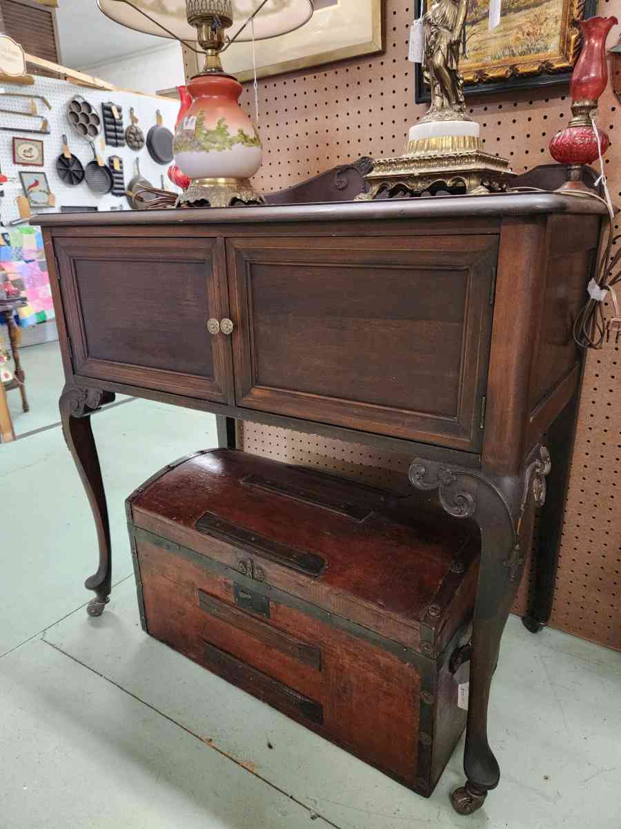 Beautiful antique server buffet or sideboard - Alexander, North Carolina - FleaMarketBay