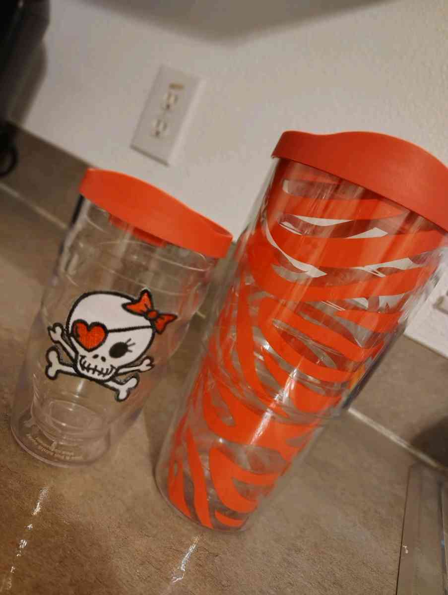matching mommy and me Tervis cups - Kissimmee, Florida - FleaMarketBay