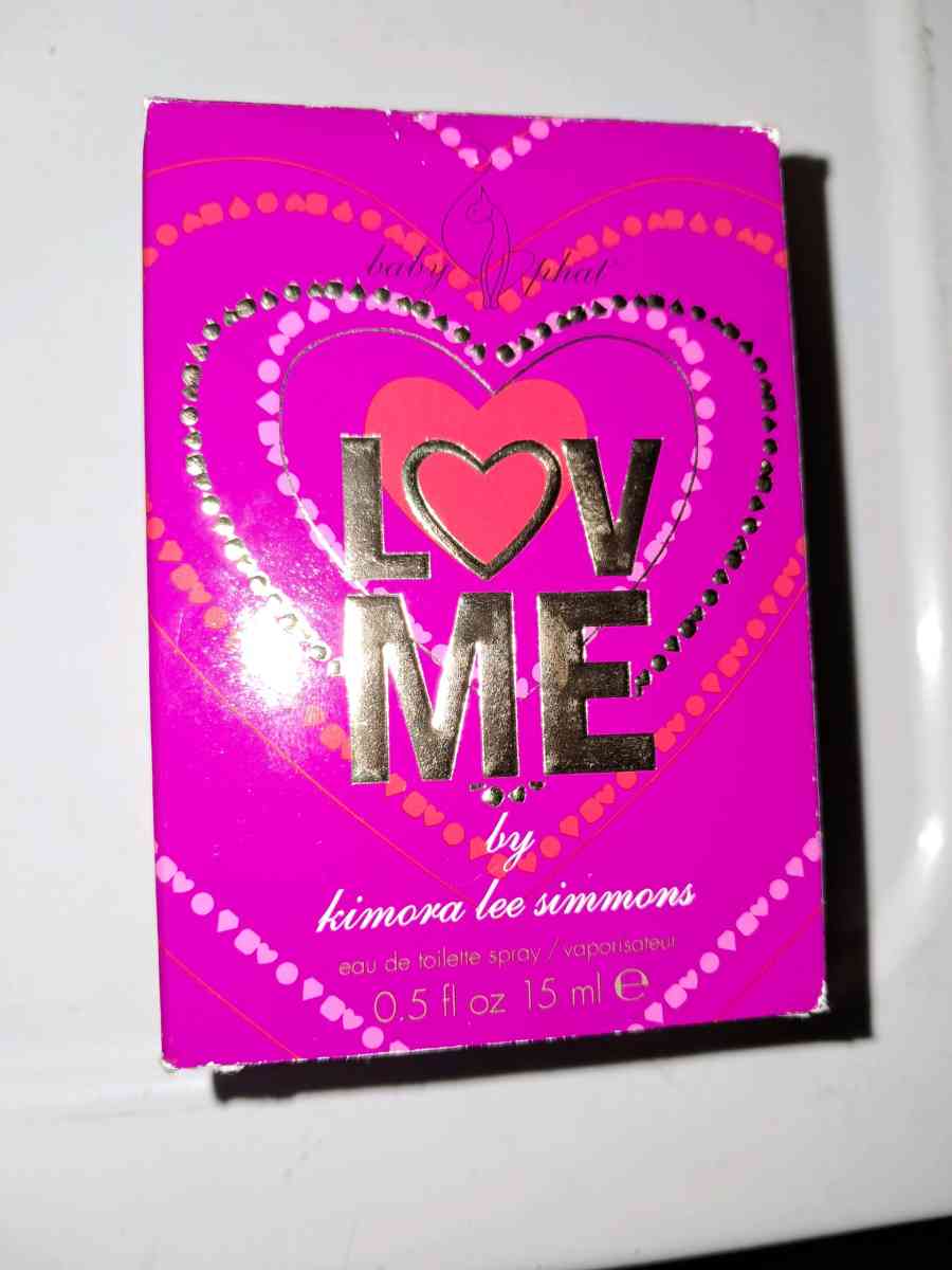 Baby phat luv me perfume - Butler, Ohio - FleaMarketBay