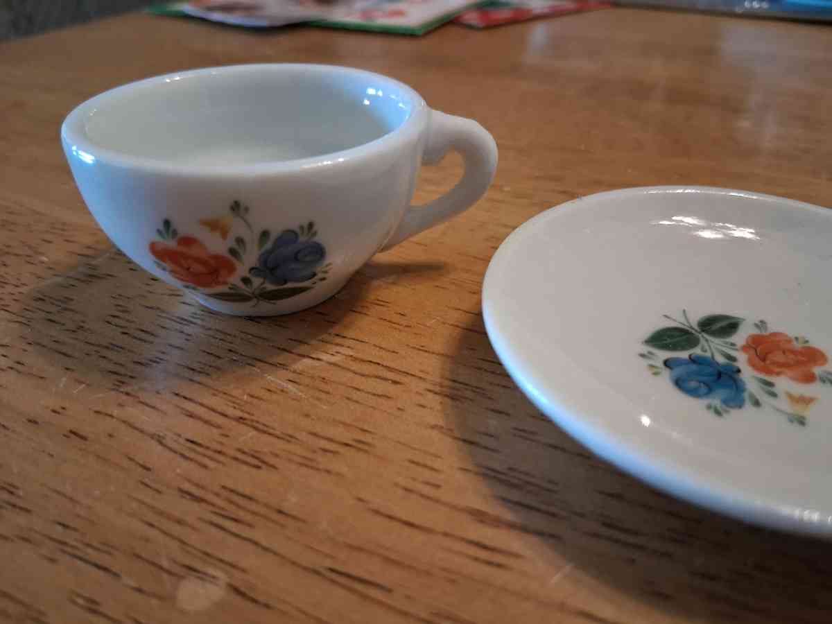 blue and orange flower tiny teacup saucer set - Comstock, Michigan - FleaMarketBay