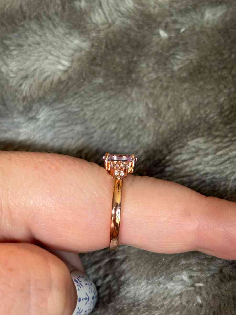 Rose Gold 925 Ring - Manitou Beach, Michigan - FleaMarketBay