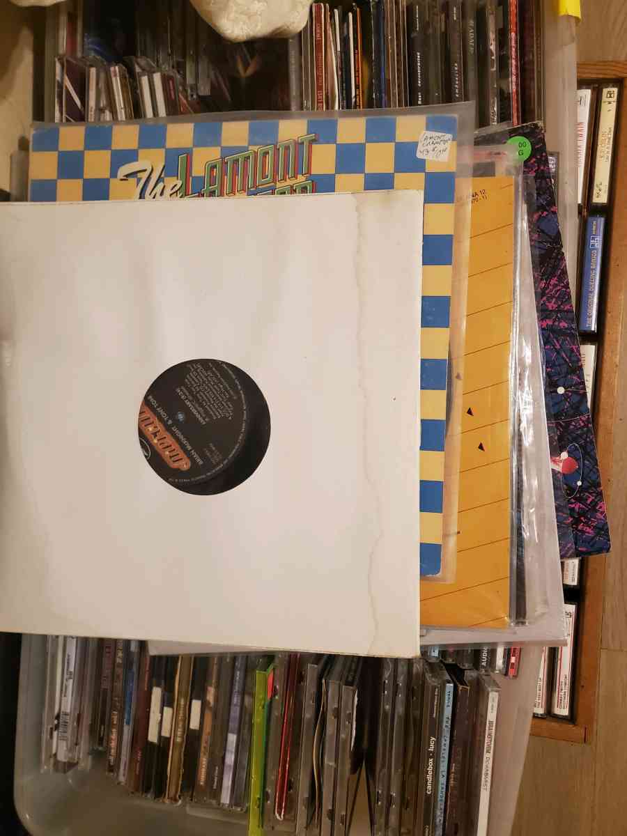vinyl records cds cassettes - Milton, Florida - FleaMarketBay