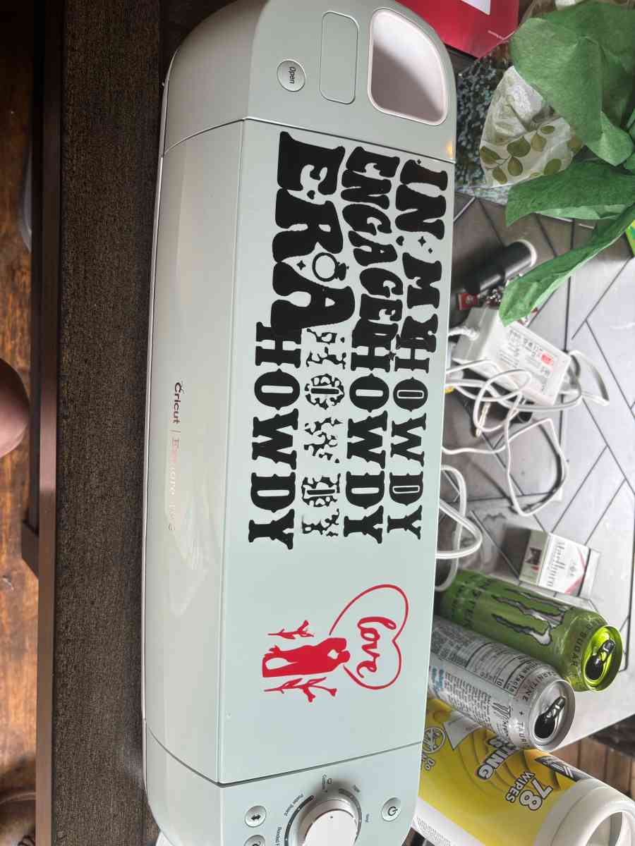 Cricut - Ruckersville, Virginia - FleaMarketBay