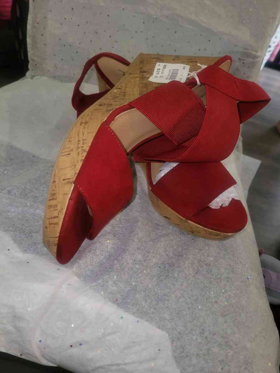 CANDY APPLE RED WEDGES - Allamuchy, New Jersey