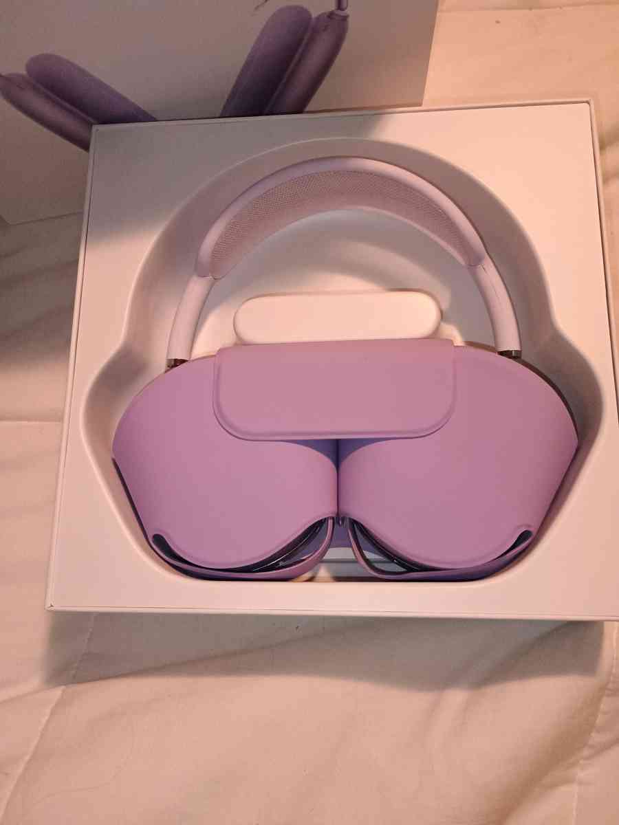 airpods max - Austin, Texas - FleaMarketBay