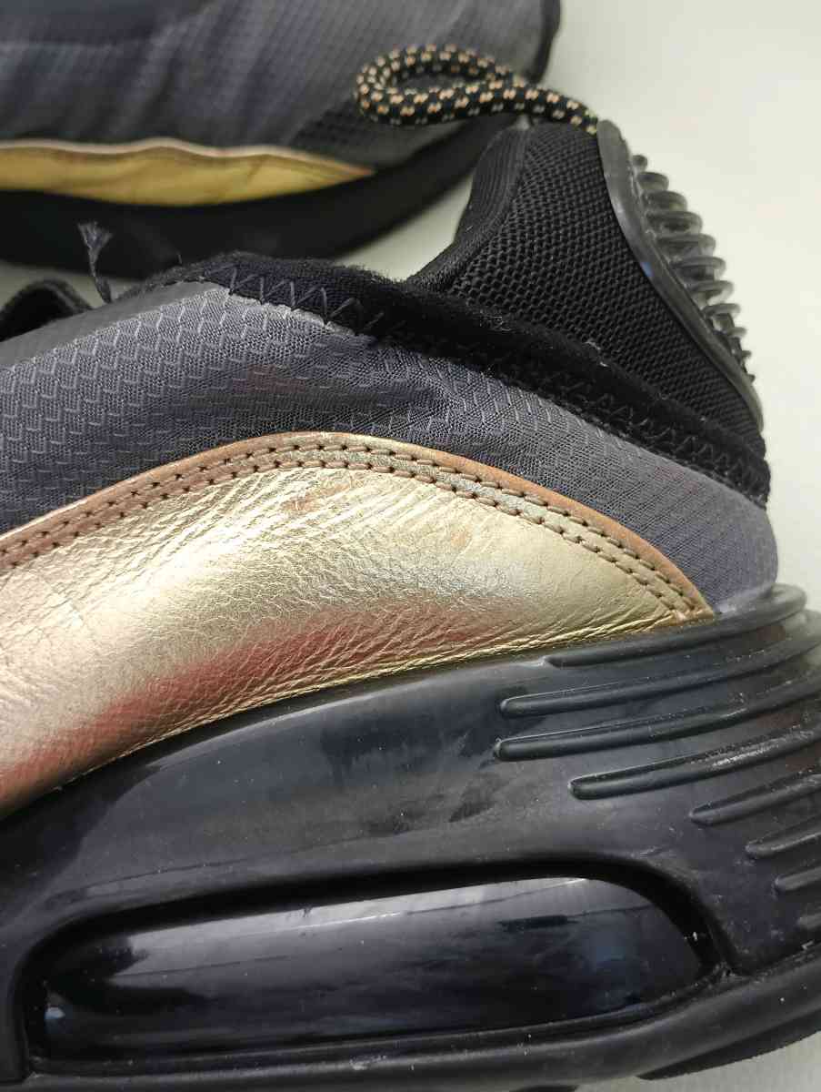 Nike Air Max 2090 Black Metallic Gold size 125 for men - Frostproof, Florida - FleaMarketBay