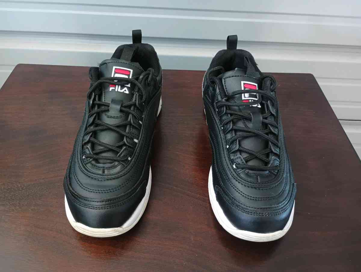 FILA Shoes Womens Sneaker size 8 Low Top Leather Lace Up Ath - Frostproof, Florida - FleaMarketBay
