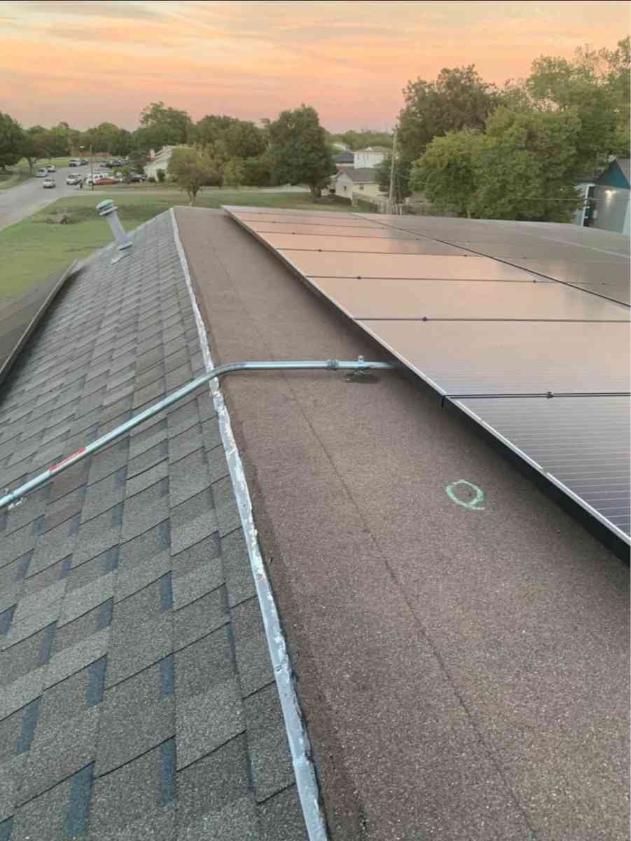 Roofing and solar - Garland, Texas - FleaMarketBay