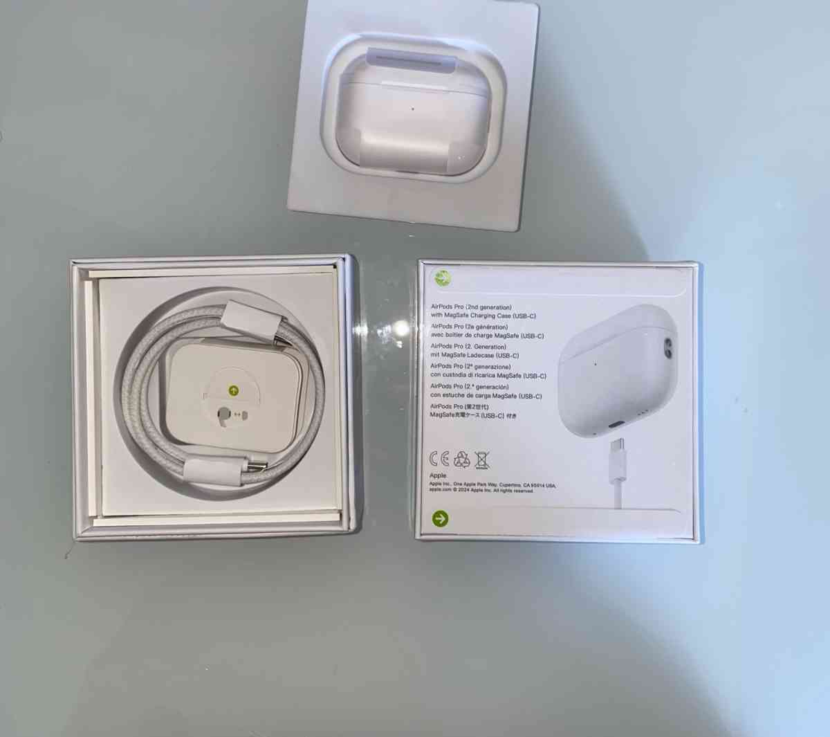 AirPods Pro - Port Hueneme Cbc Base, California - FleaMarketBay
