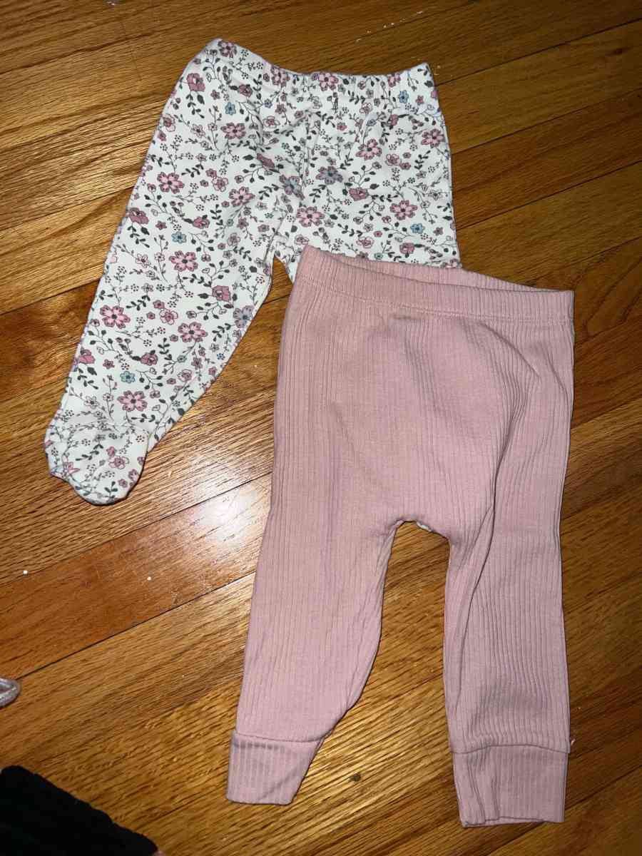 Baby Girl Clothes 3 to 12 months - Chicago, Illinois - FleaMarketBay