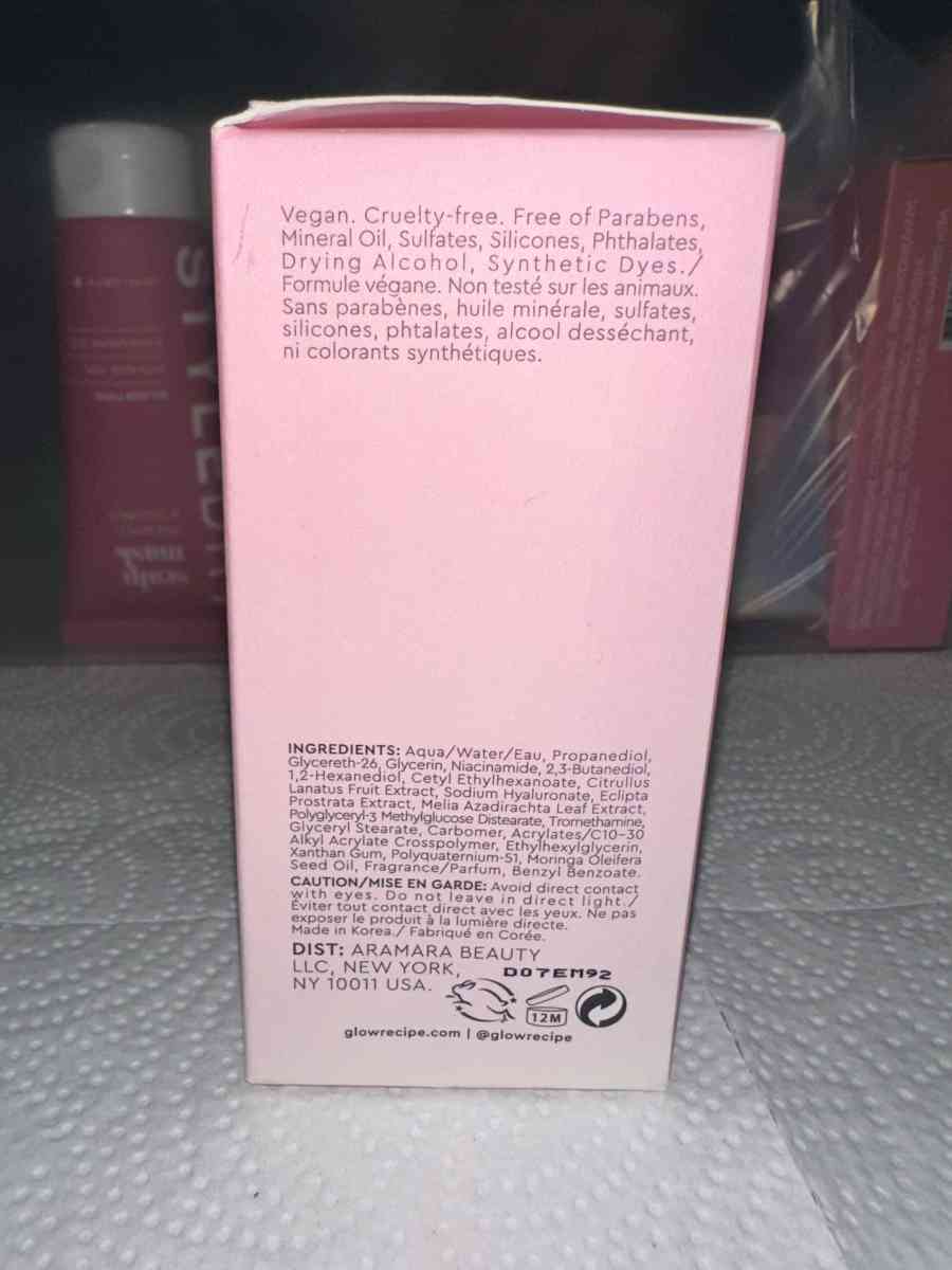 Glow Recipe Watermelon Glow Niacinamide Highlighting Serum - Round Lake, Illinois - FleaMarketBay