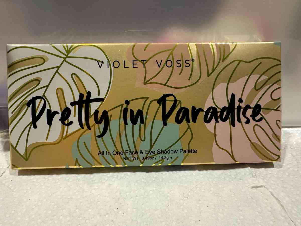 Violet Voss Pretty In Paradise All in one face  Eyeshadow Pa - Round Lake, Illinois