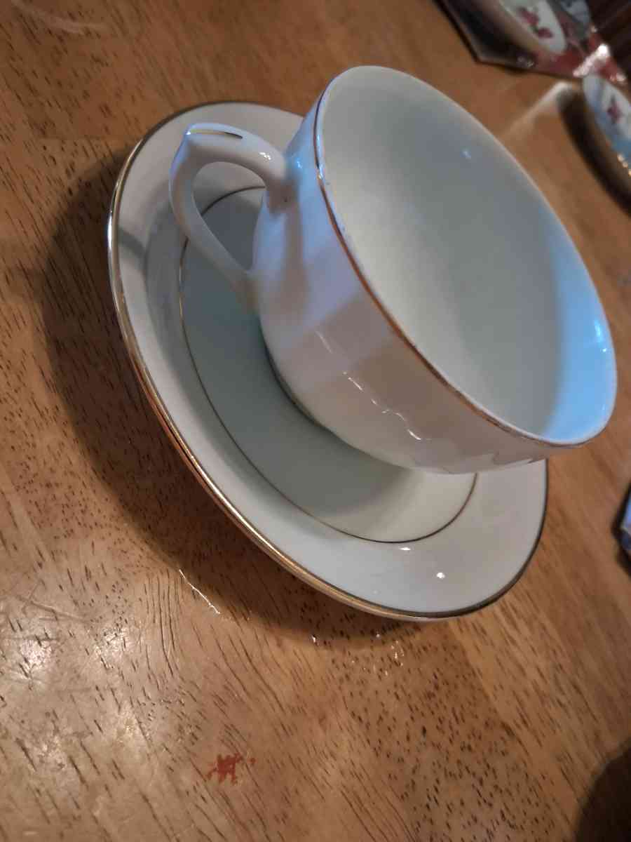 big teacup and saucer set - Comstock, Michigan - FleaMarketBay