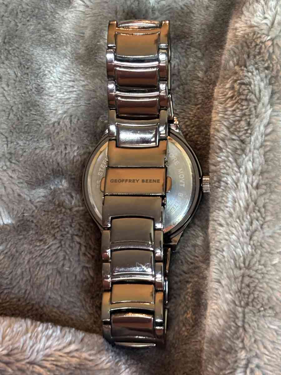 Geoffrey Beene Watch - Manitou Beach, Michigan - FleaMarketBay