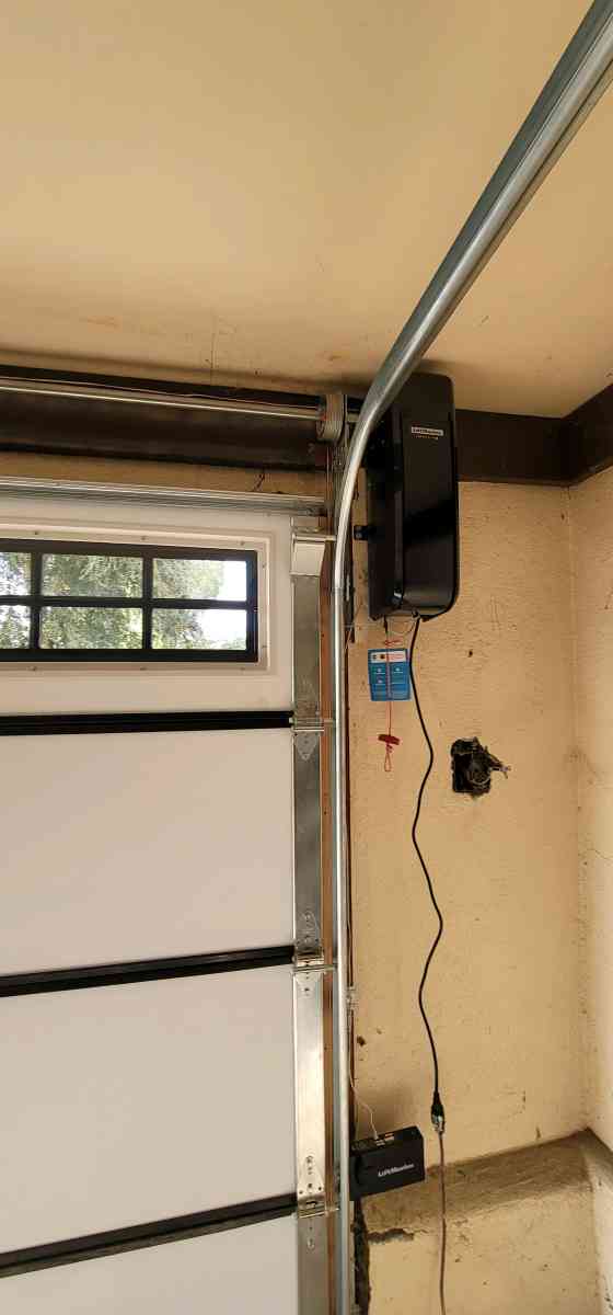 GARAGE DOORS REPAIRS - Palmdale, California - FleaMarketBay