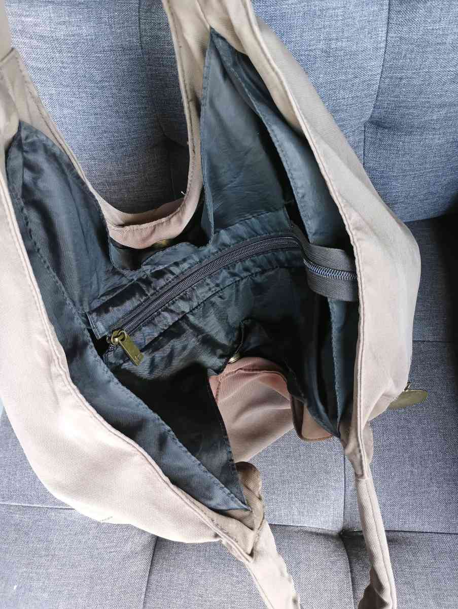 Totto handbag - Frostproof, Florida - FleaMarketBay