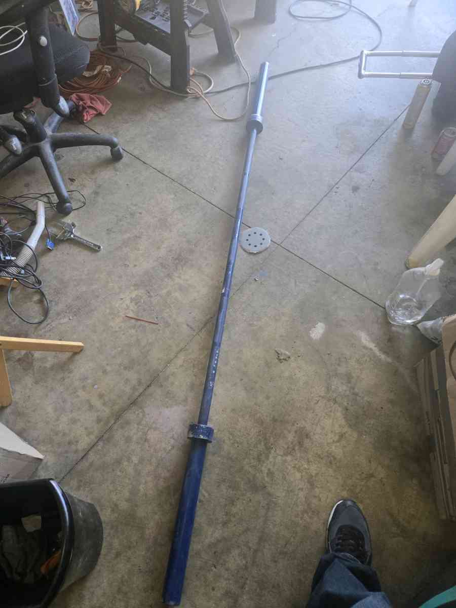 45 pound Olympic weight bar bar - Chino Hills, California - FleaMarketBay
