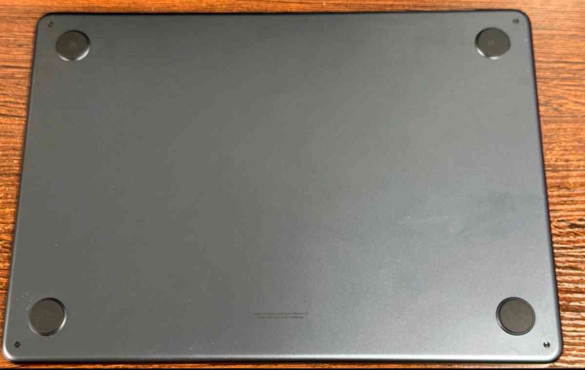 Macbook Air 13 M3 Excellent condition - Houston, Texas - FleaMarketBay