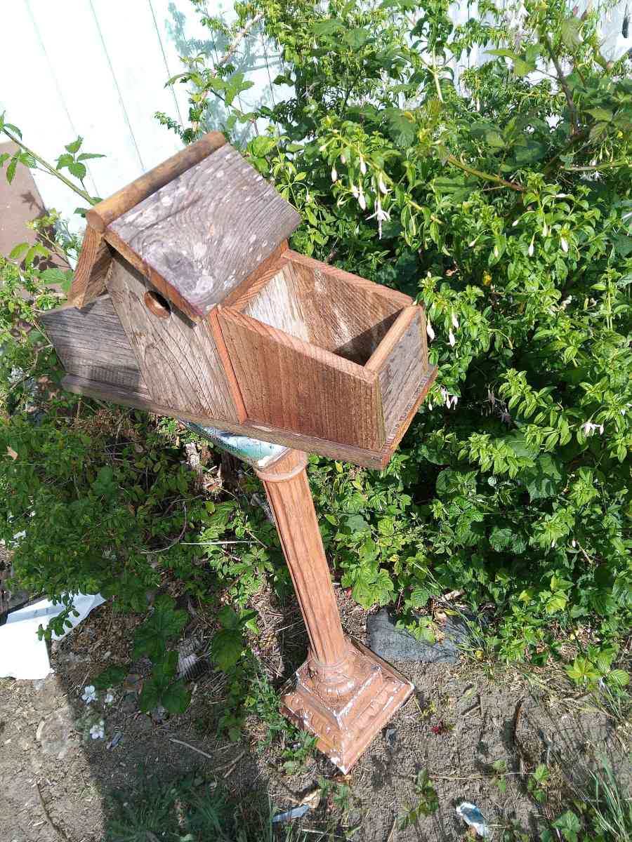 birdhouse - Coos Bay, Oregon - FleaMarketBay