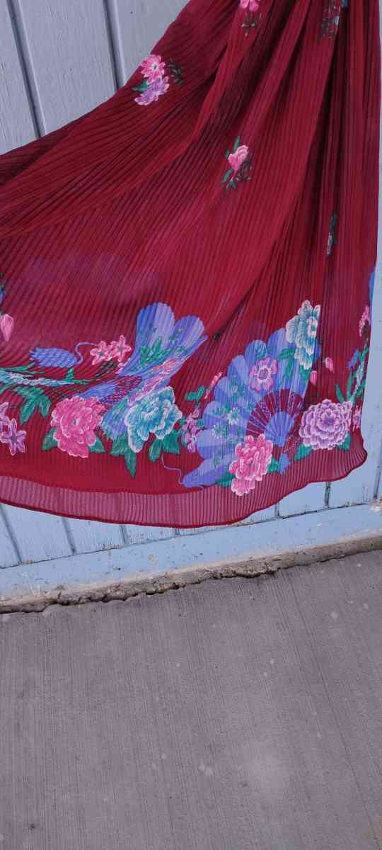 Darling dress - Orem, Utah - FleaMarketBay