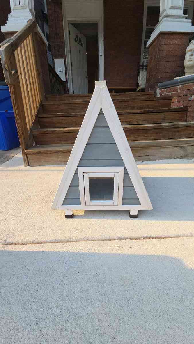 Petsfit Cat House Indoor Outdoor Feral Cat Shelter Weatherpr - Philadelphia, Pennsylvania - FleaMarketBay