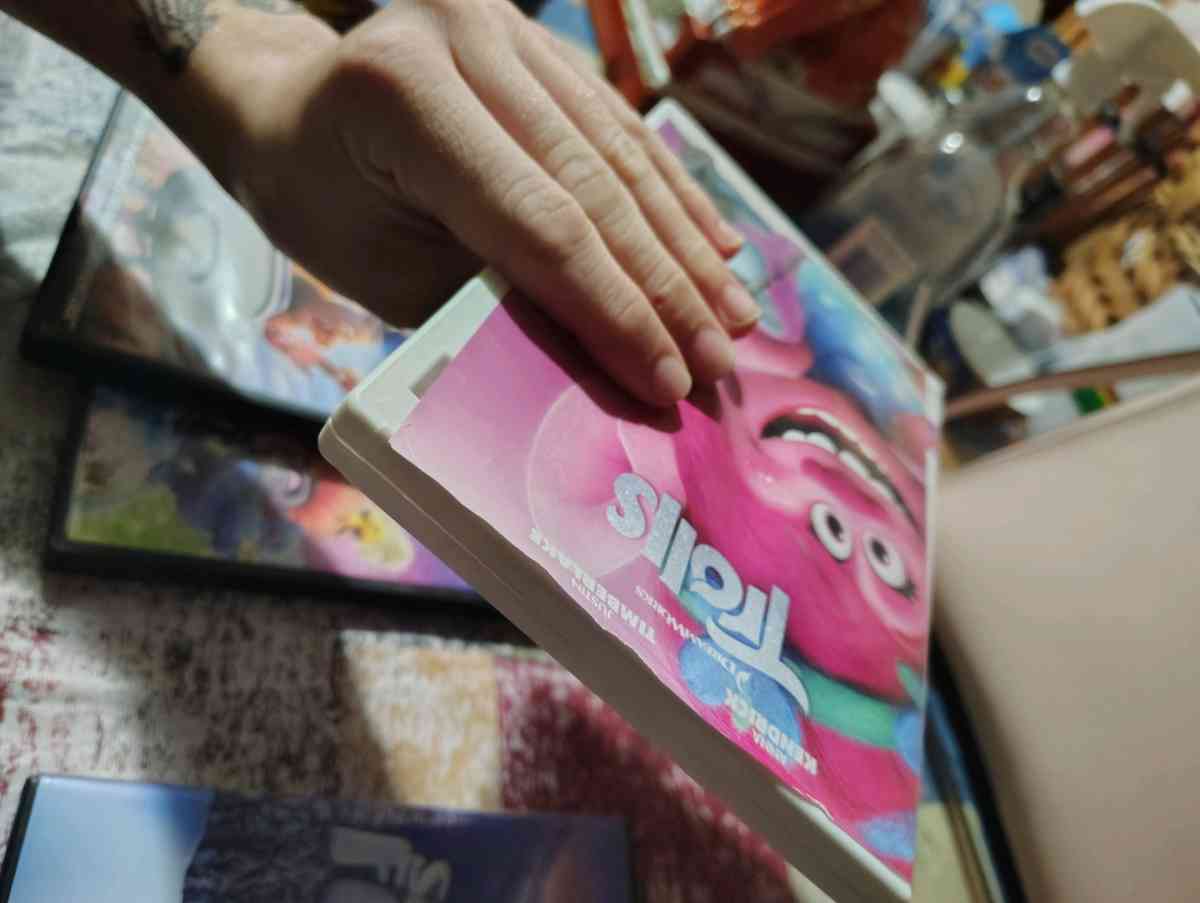 Trolls and DreamWorks Family Movie Bundle - Scottsburg, Indiana - FleaMarketBay