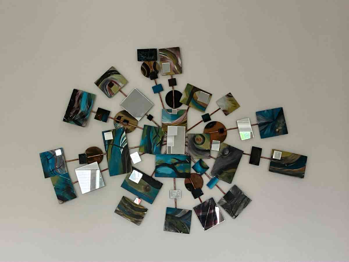 Hanging Art Piece - College Park, Maryland - FleaMarketBay