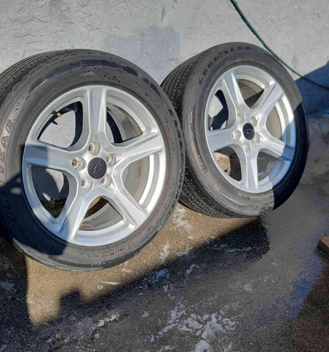 18 wheels - Compton, California - FleaMarketBay