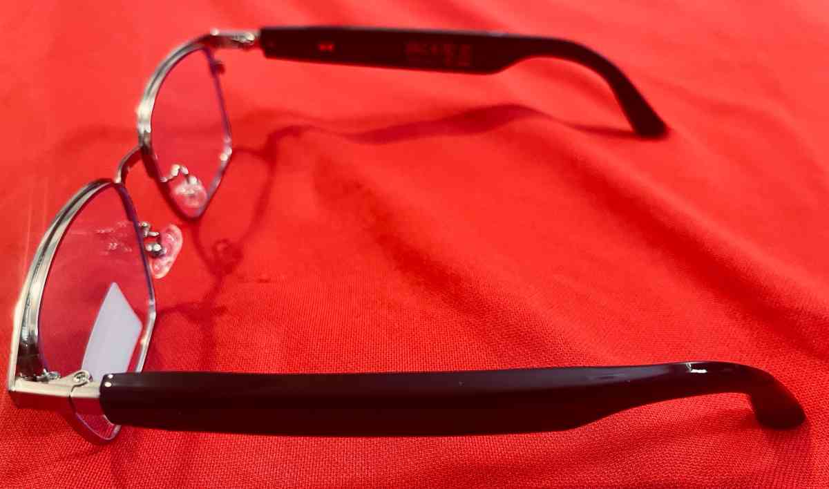 Tech glasses - Chapel Hill, North Carolina - FleaMarketBay