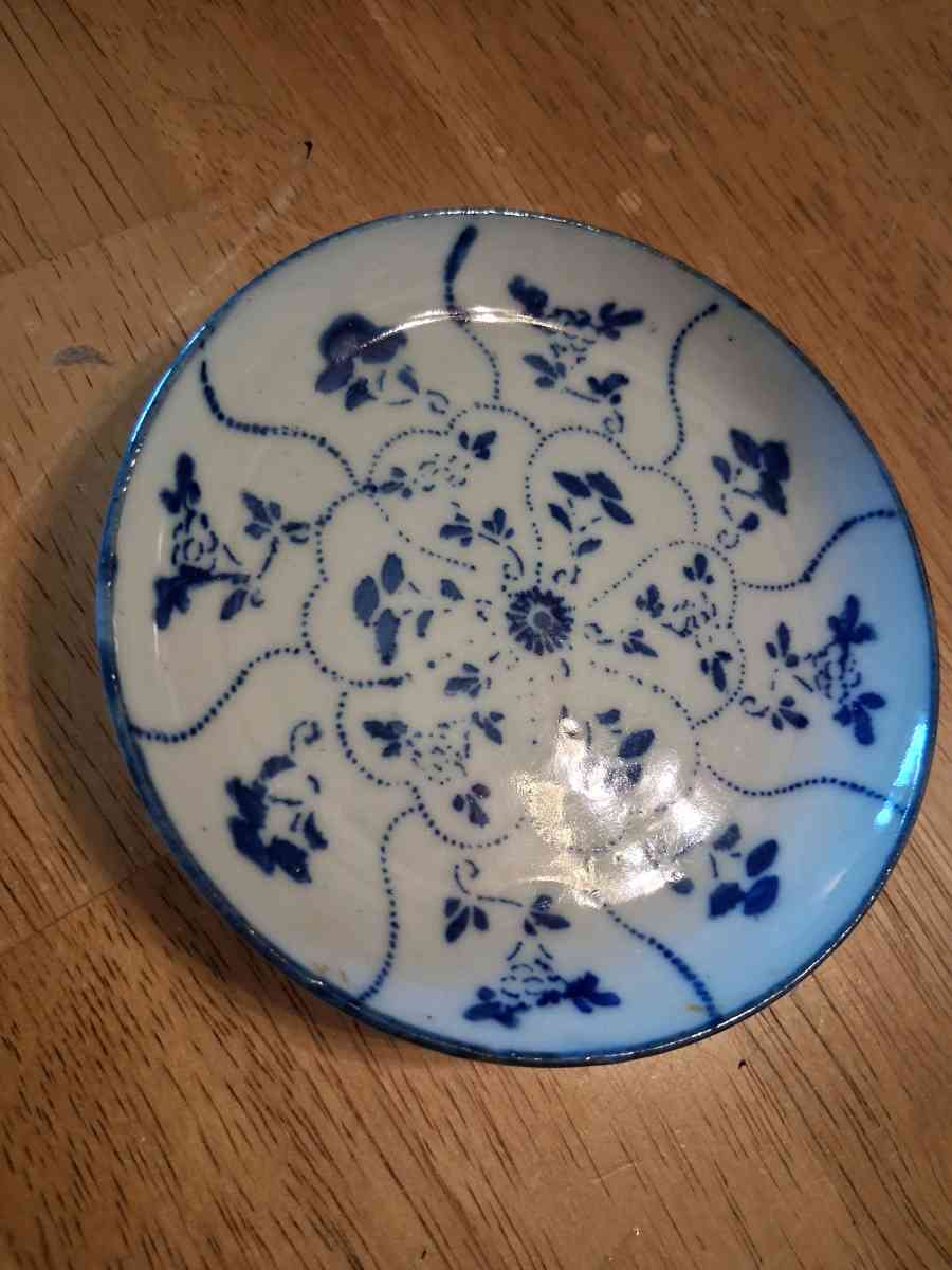 teacup and saucer set - Comstock, Michigan - FleaMarketBay