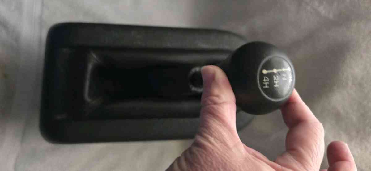 Dodge Ram 0308 15003500 automatic shiter - Kempner, Texas