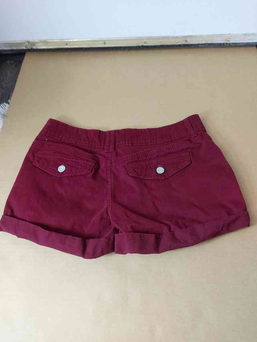 Aeropostale Maroon Twill Shorts - Atlanta, Georgia - FleaMarketBay