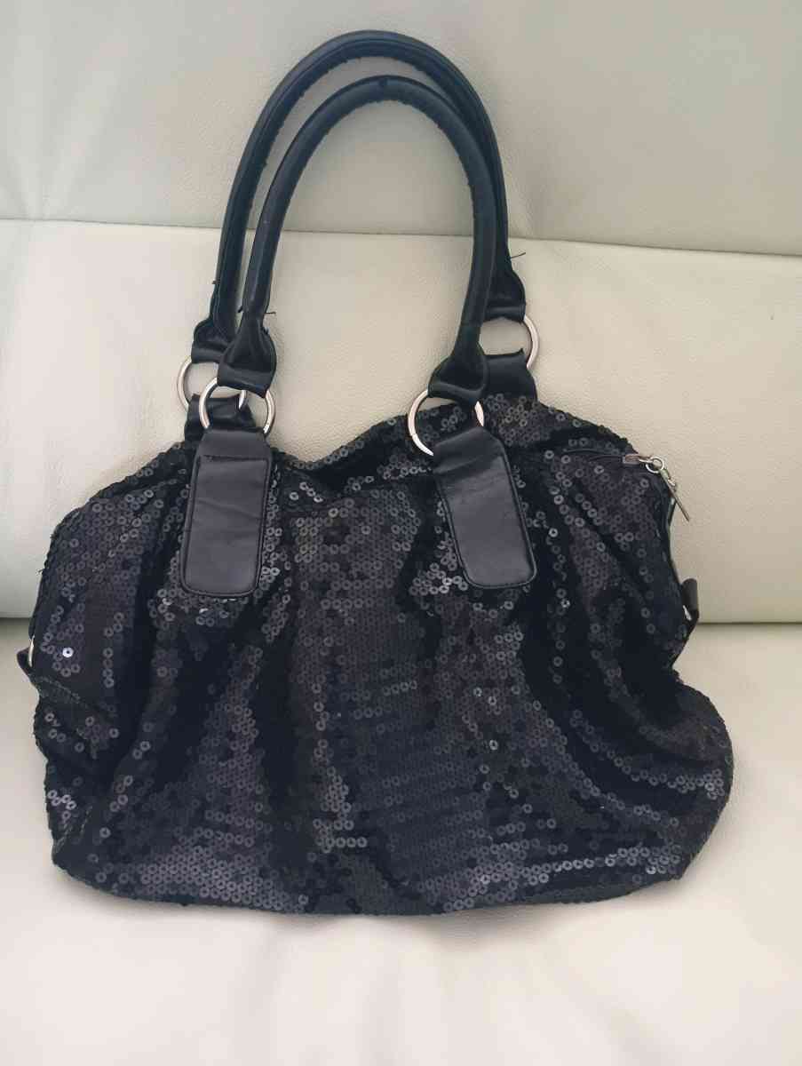 Black  handbag - Frostproof, Florida - FleaMarketBay
