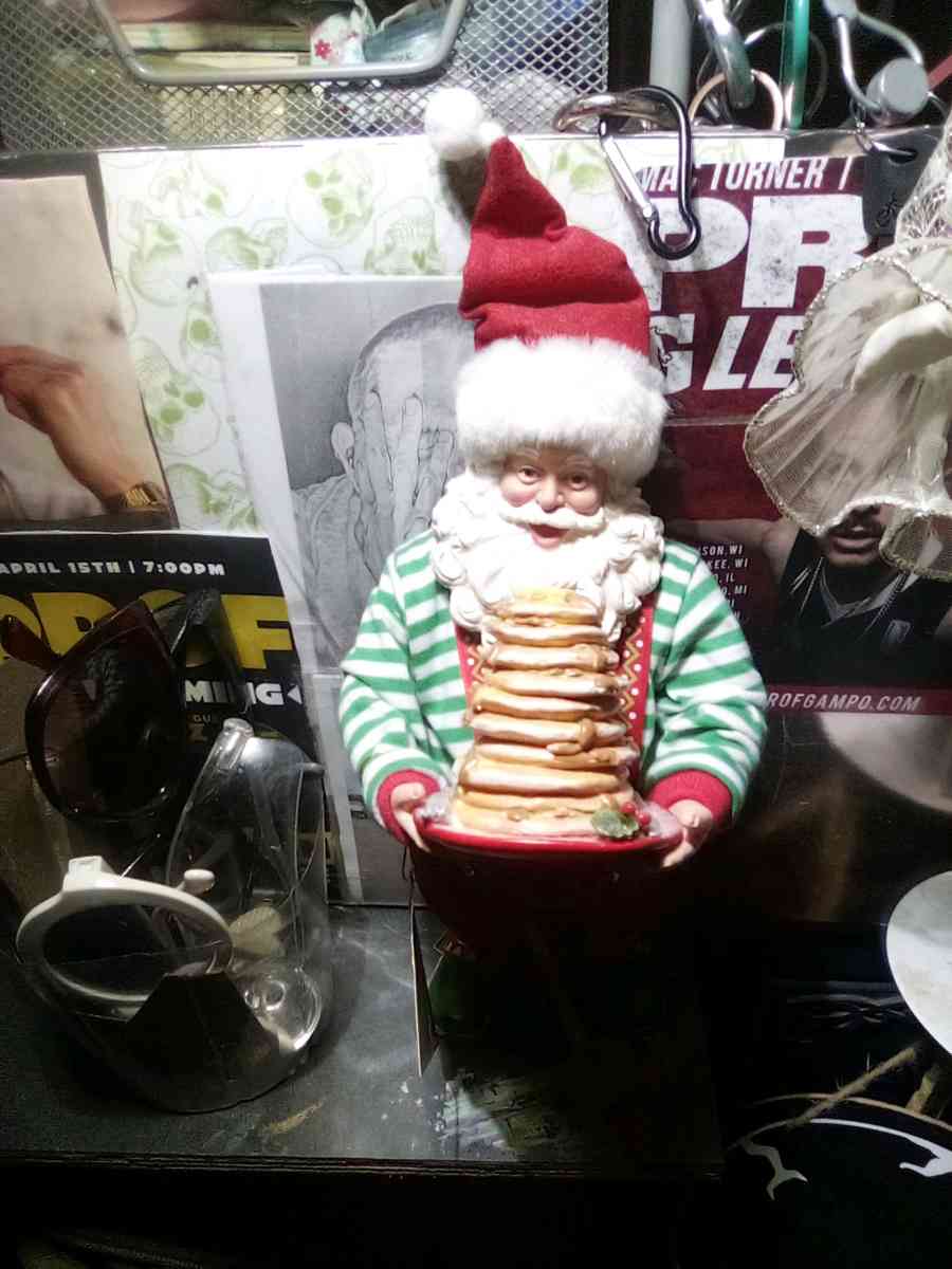 santas hotcakes - Houma, Louisiana - FleaMarketBay