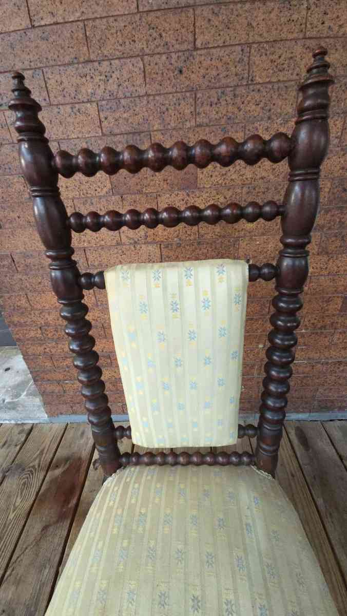Antique Victorian Bobbin Chair  Classic Turned Spindle Desig - Philadelphia, Pennsylvania - FleaMarketBay