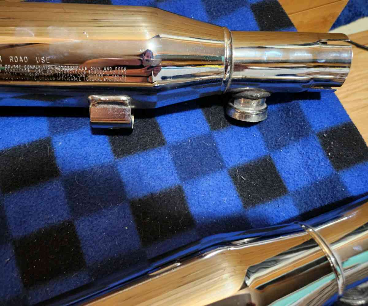 screaming eagle exhaust - Gonzales, Louisiana - FleaMarketBay