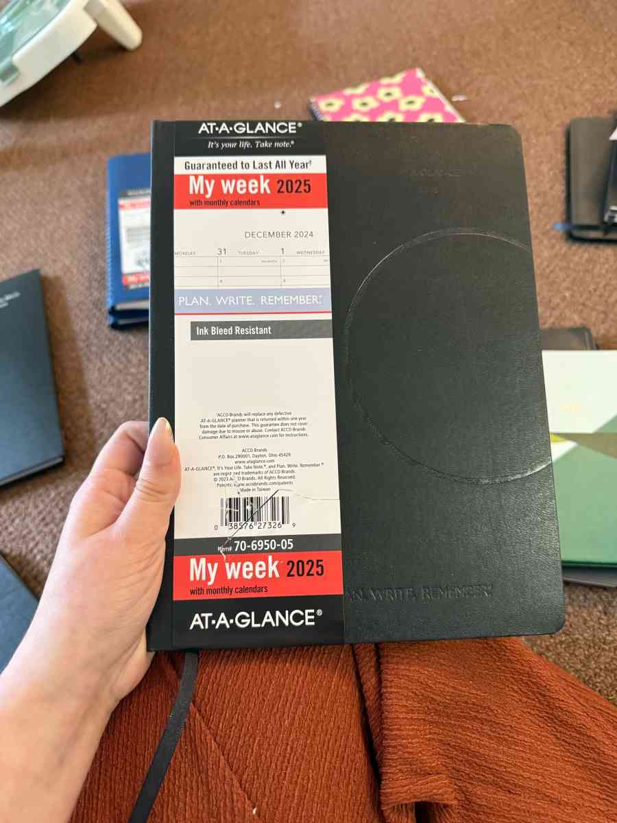 2025 calendars - Hellertown, Pennsylvania - FleaMarketBay