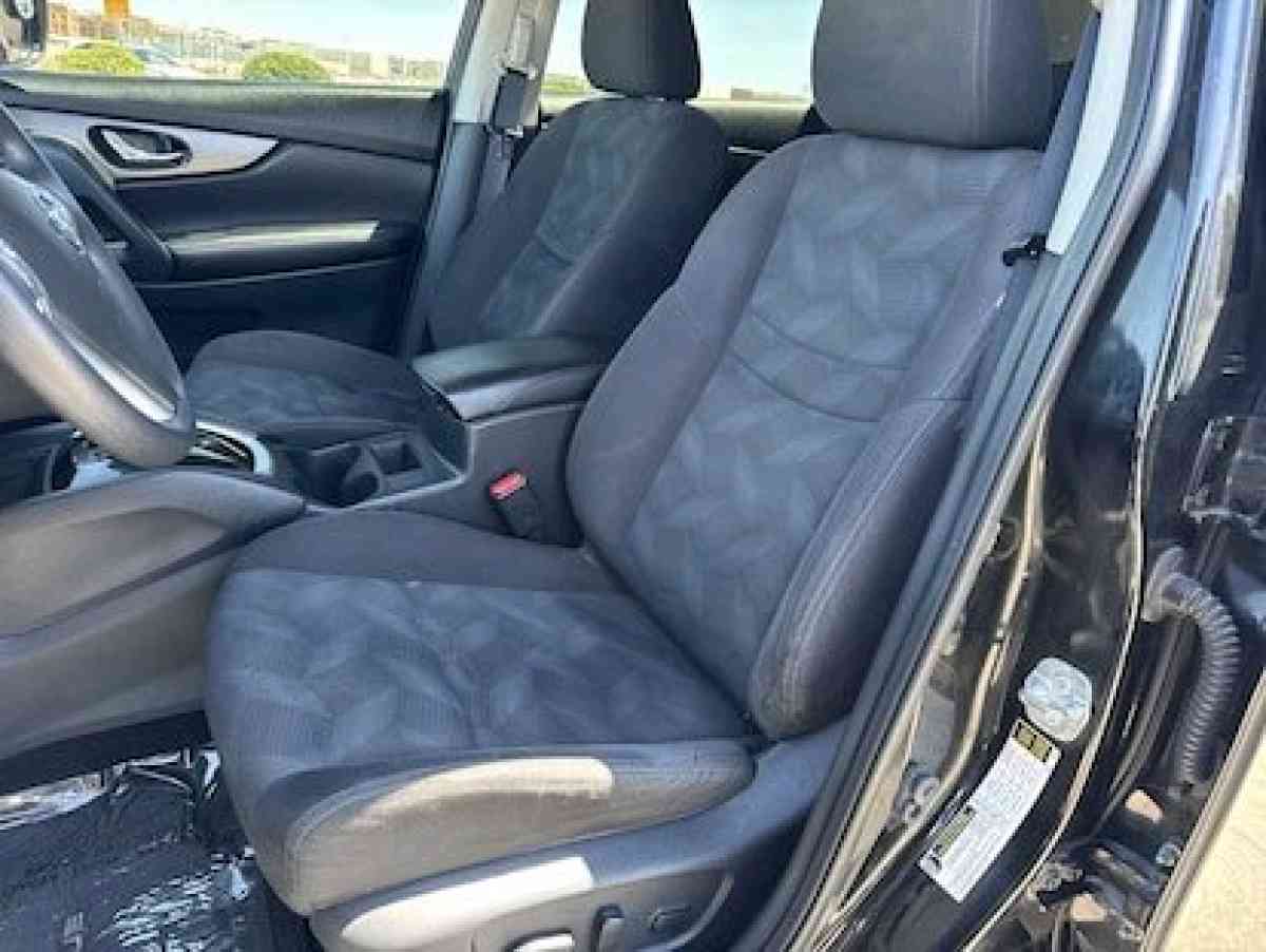 2015 Nissan Rogue SV - Las Vegas, Nevada - FleaMarketBay