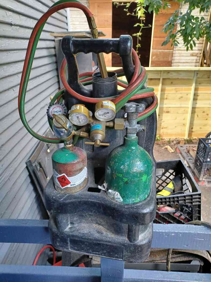 Torch cutter - Houston, Texas - FleaMarketBay