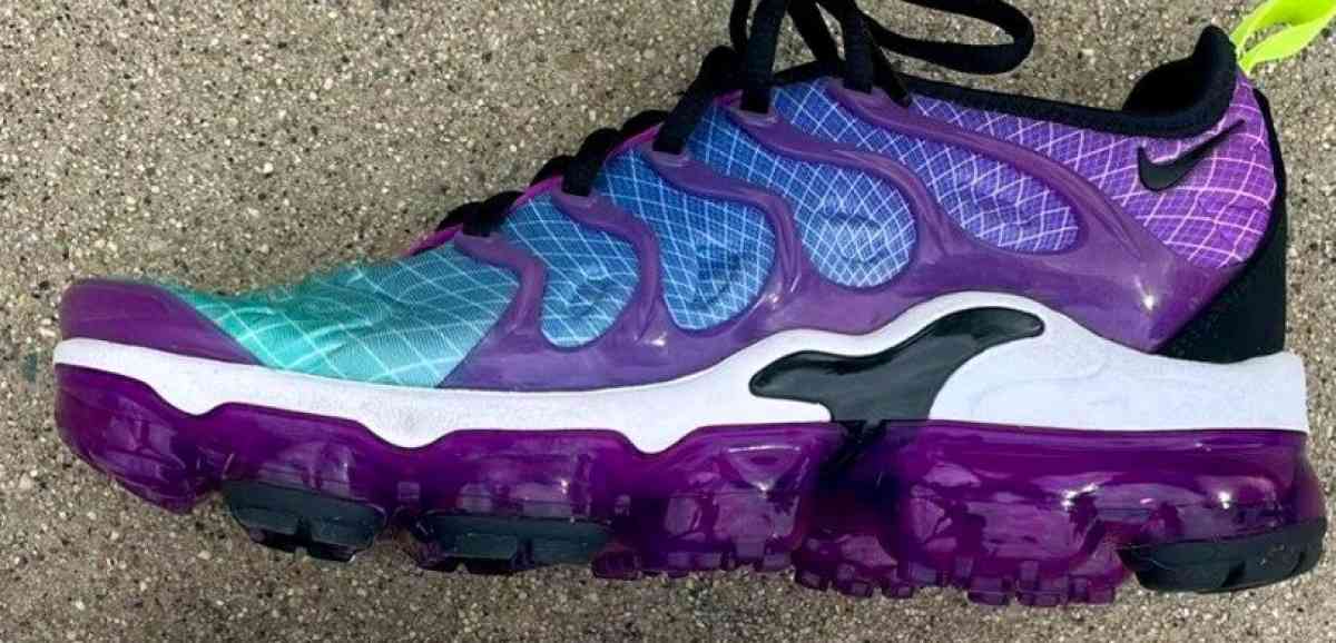 Nike vapormax plus - Sweetwater, Tennessee