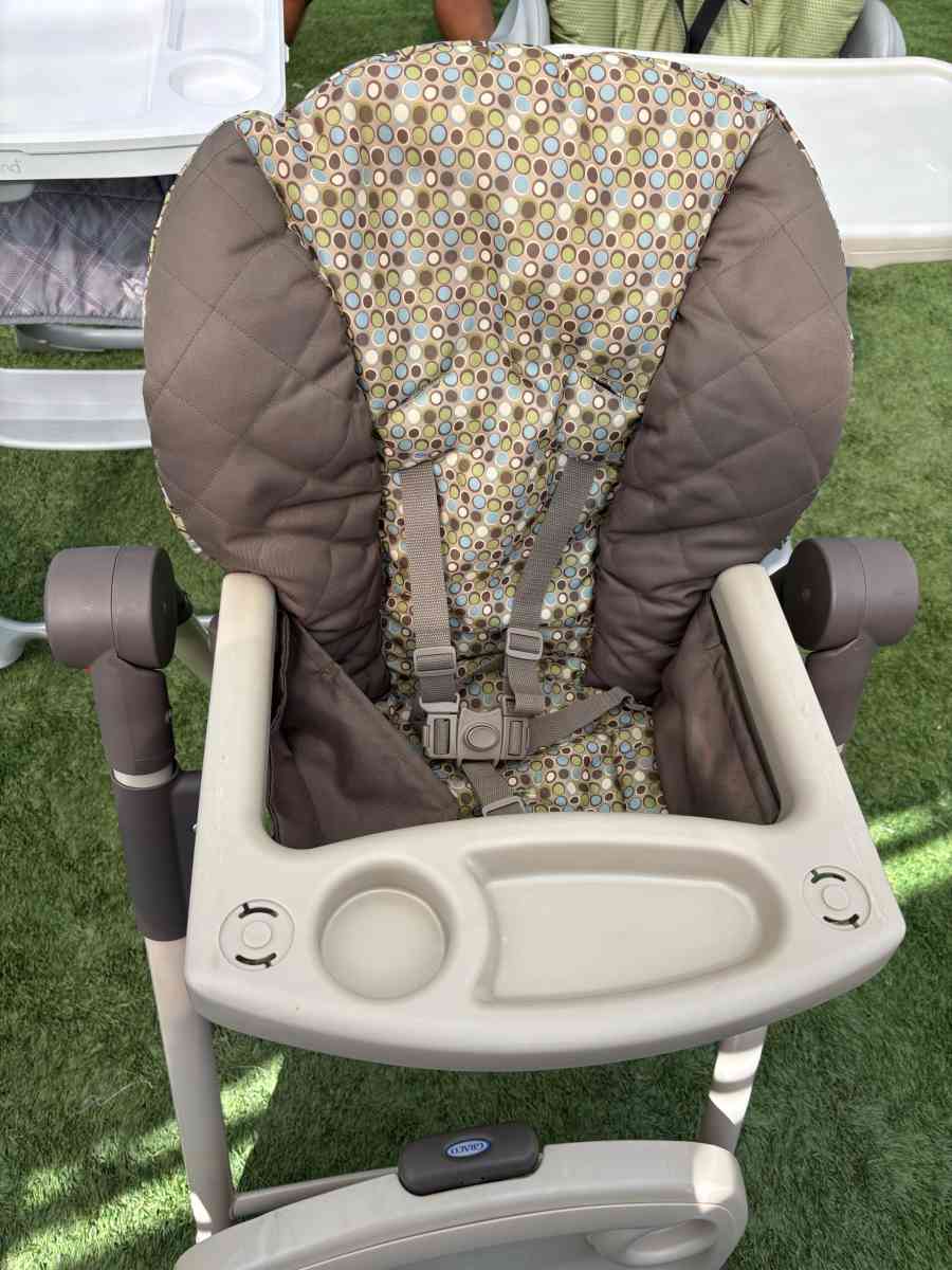 baby high chairs - Pacoima, California - FleaMarketBay