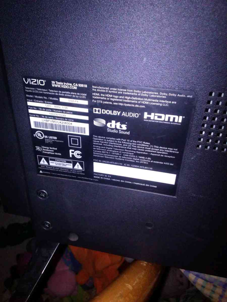 32 inch Flat screen No Remote - Indianapolis, Indiana - FleaMarketBay