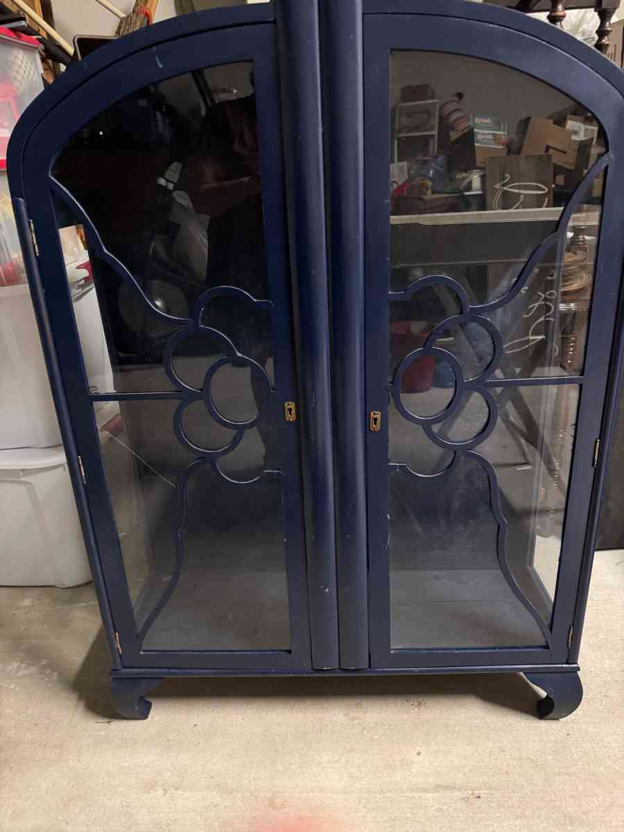 Small Antique China Hutch - Youngsville, Louisiana