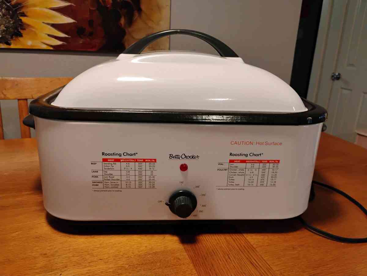 Betty Crocker Roaster Oven