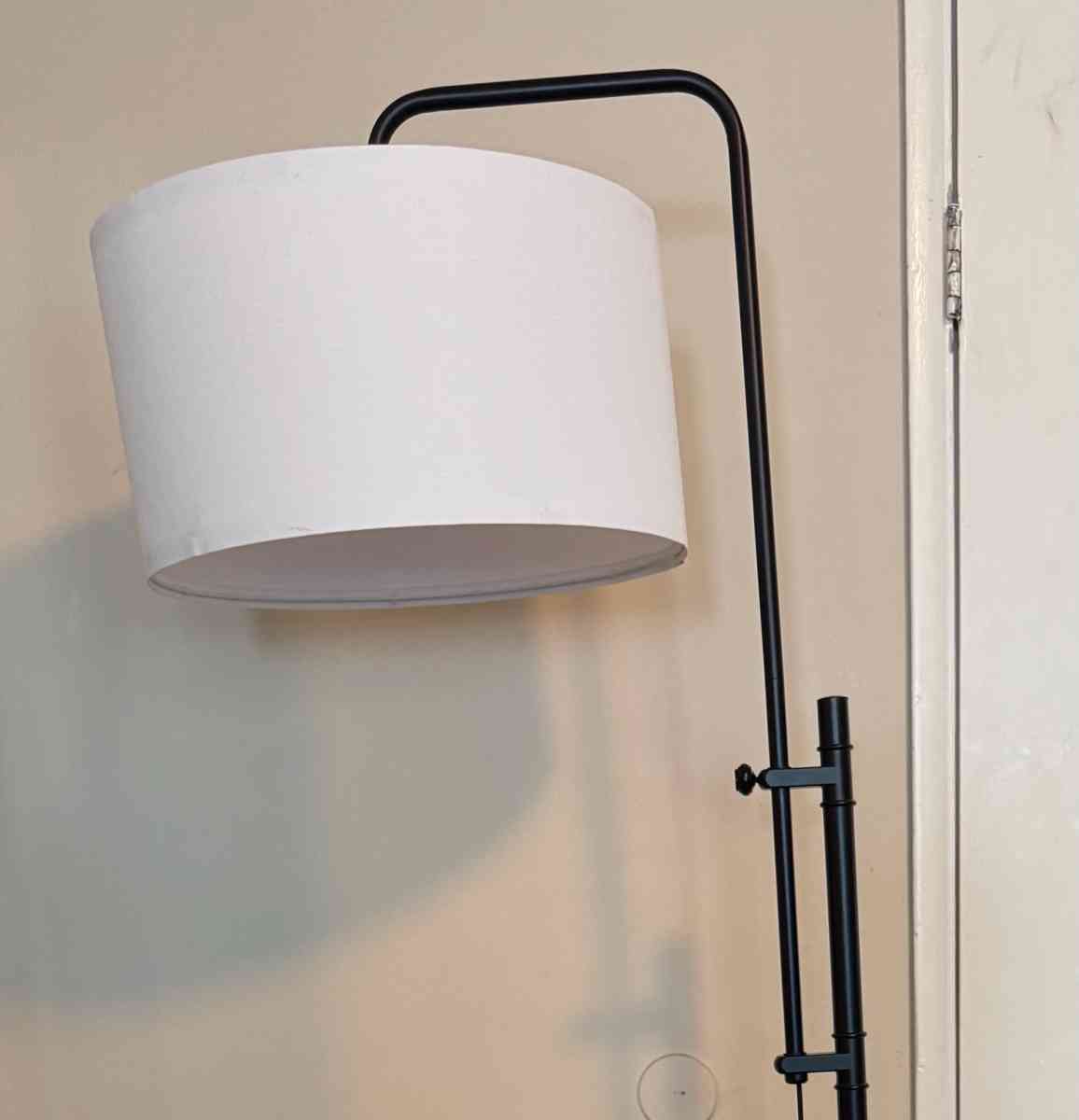 72 in Classic Black MidCentury Modern Lamp - Valley Village, California