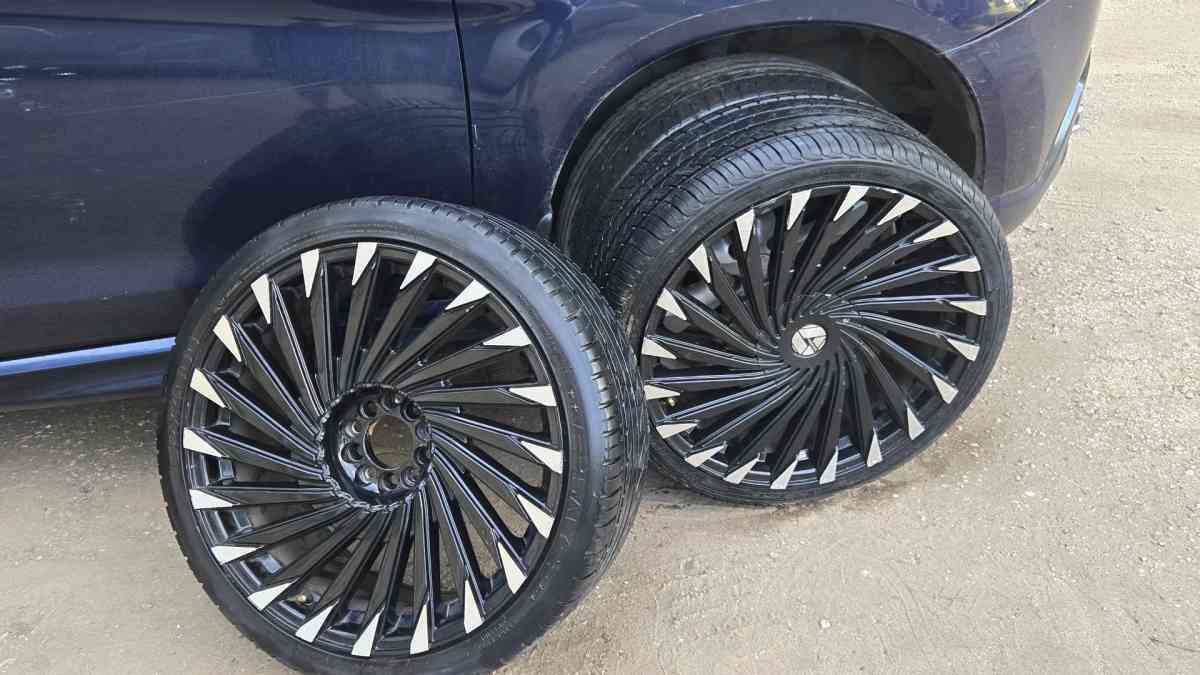 20 inch AZARA RIMS and tires - Fort Worth, Texas - FleaMarketBay